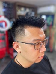 -Libertines barbershop 浪子理发店