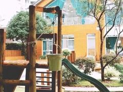 -蒙蒙狮蒙台梭利儿童之家