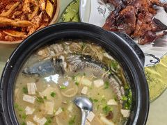 -土砂锅生态山庄·非遗砂锅雅鱼