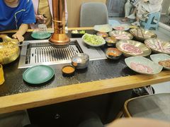 -臻牛烤肉