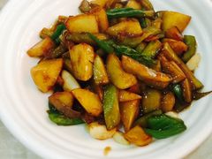 地锅鸡-金良酸菜鱼(宁海路总店)
