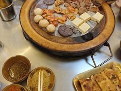 -阿昌白族石板烧·菌锅(大理古城店)