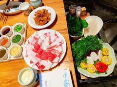 -额尔敦传统涮火锅·烧烤(鑫源山庄店)