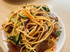 -闫家驴肉老店(华电一校店)