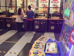 -反斗乐园π·电玩·高空拓展·蹦床(龙华天虹店)