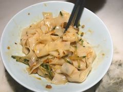 -弄堂里(西溪龙湖天街店)