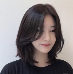 -丝语萱形象