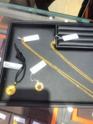 -周生生Chow Sang Sang(翠微店)