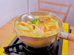 泰式火锅-About Bistro關於·泰式家庭料理