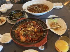 -粤尚腾香居中餐厅(首都机场希尔顿店)