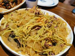 摇滚拉皮-满园烤鸭·春饼(太原街万达店)