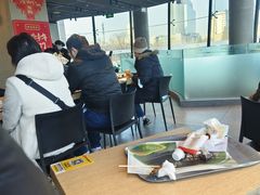 -麦当劳(展览路店)