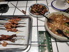 -曹掌柜小酒馆烧烤集团(宾川路店)