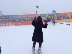 丝绸之路国际滑雪场-丝绸之路山地度假区滑雪场