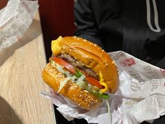 -The Habit Burger Grill 哈比特汉堡(爱琴海店)