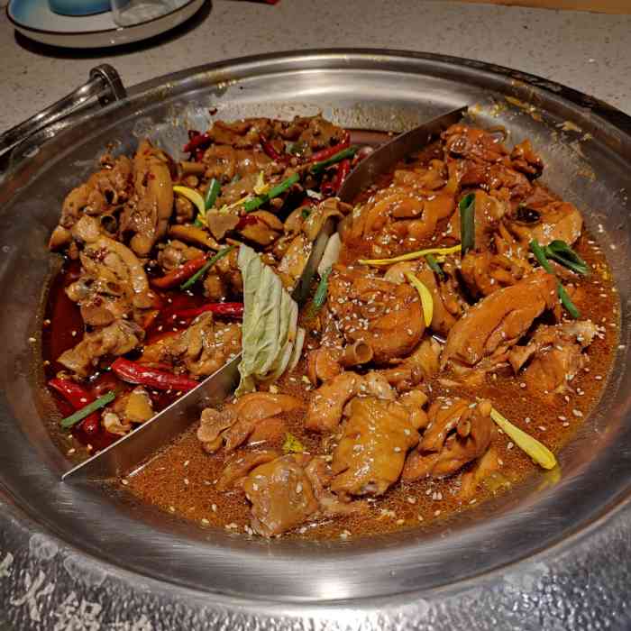 成老灶火锅鸡(红旗大街店)-"6015地点07位于红旗大街南二环交口