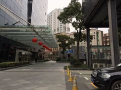 -上海龙之梦万丽酒店