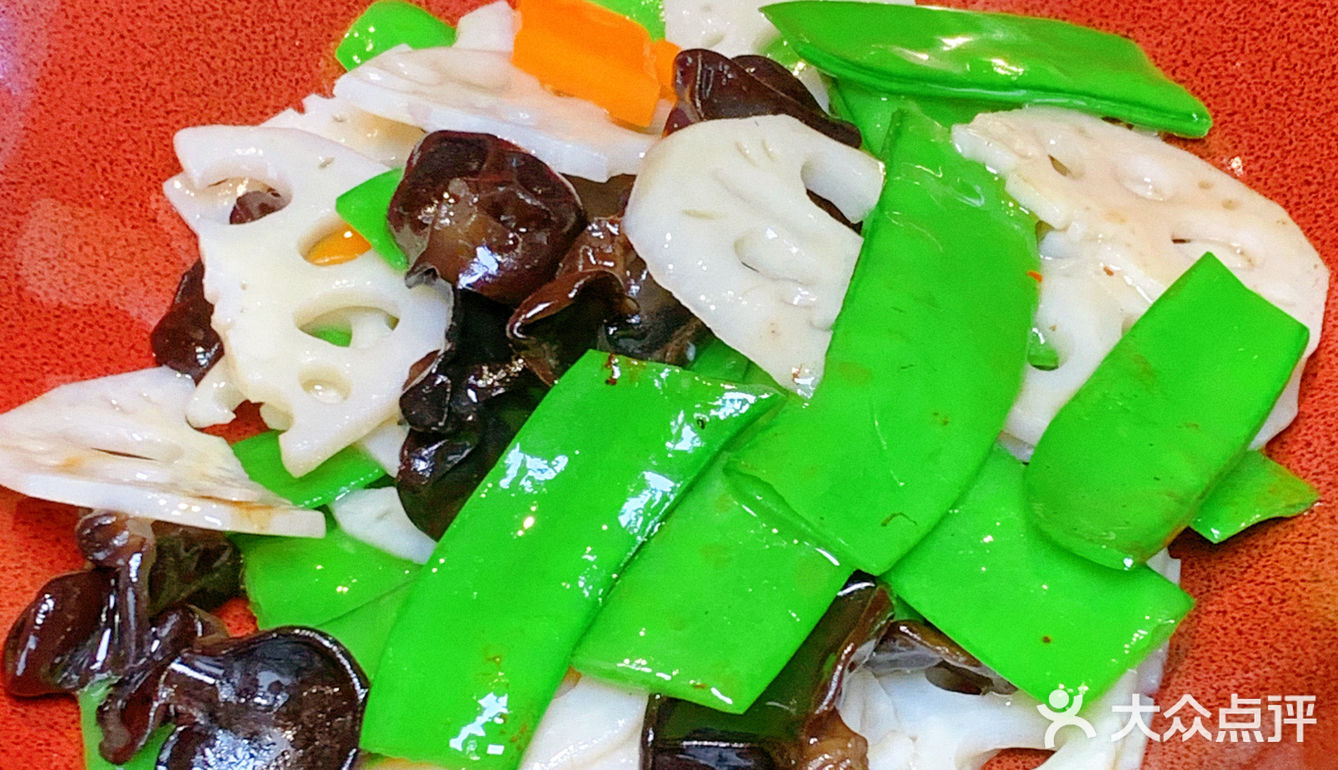 吃北京烤鸭来这家绝对的地道北京味儿！