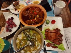 诱人小猪蹄-胡桃里音乐酒馆(环亚凯瑟琳广场店)