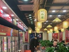 大堂-川麻婆泥锅涮肚·串串火锅(物资学院店)