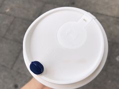 -瑞幸咖啡(巴黎春天陕西路店)