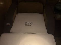 -新盈光·云会所(百丈东路店)