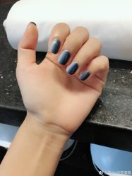 -手牵手美甲