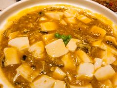 蟹粉豆腐-卯时·龙光雅宴·精致锡帮菜(惠山古镇店)
