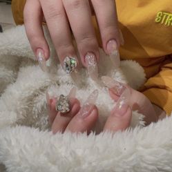 -Nail Me美甲美睫