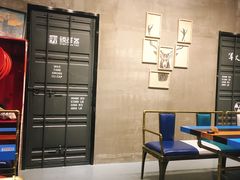 -臻鲜燕海鲜融合餐厅(金陵style店)