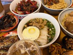 -矮子粉店1985·长沙米粉(湘春路店)