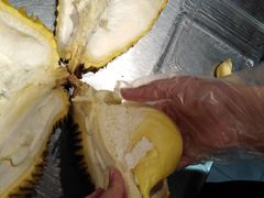 -家乐福(四元桥购物中心店)