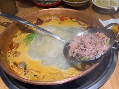 -洱火云南酸菜牛肉火锅(石景山当代商城店)