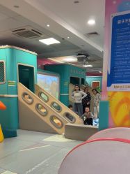 -孩子王童乐园(上海青浦吾悦广场店)