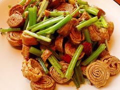 -莲餐厅·湖北菜·潜江小龙虾店(愚园路店)