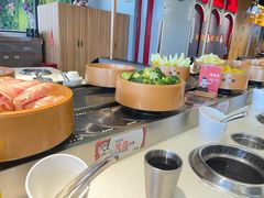 -龍歌自助小火锅(市南金茂湾店)