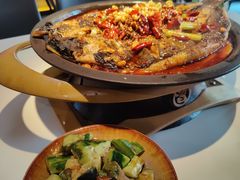 -鸣记脆皮烤鱼·海鲜烤鱼(三八广场店)