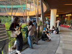 -瑞虹新天地月亮湾