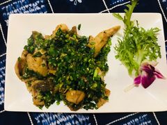 蒿子花鲈鱼片-滇道云南特色料理(康定路店)