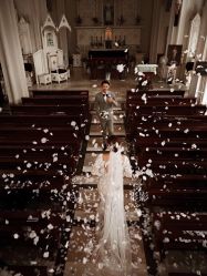 -雪中彩影婚纱摄影·微光艺术中心