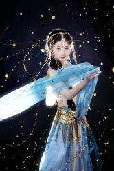 -虞美人汉服摄影