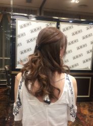 点击看大图 -八佰伴8008星级形象店