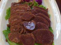 -山珍王国·云南野生菌石锅鱼