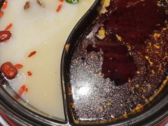 -钢管厂五区小郡肝串串香火锅(梅川路店)