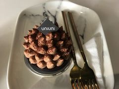 -UNI UNI(环亚凯瑟琳店)