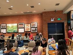 -星巴克(上海虹桥新天地二店)