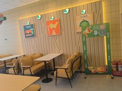 -德克士(榆次君豪店)