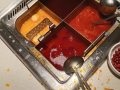 -海底捞火锅鲜切牛肉主题店(长寿路店)