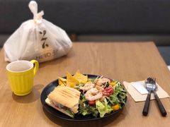 -HELLO 27 意面·沙拉·帕尼尼