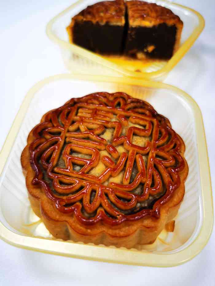 麦记月饼-"老店面积太小,现在搬到很大一厂房里面,非.